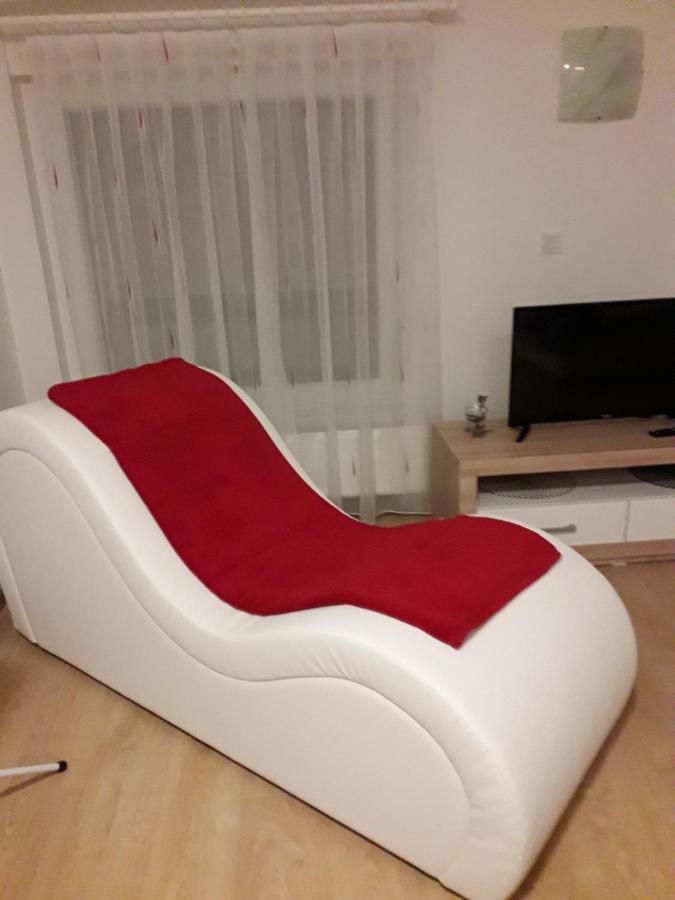 Apartman Mmvg Studio Zagreb Airport Velika Gorica Eksteriør bilde